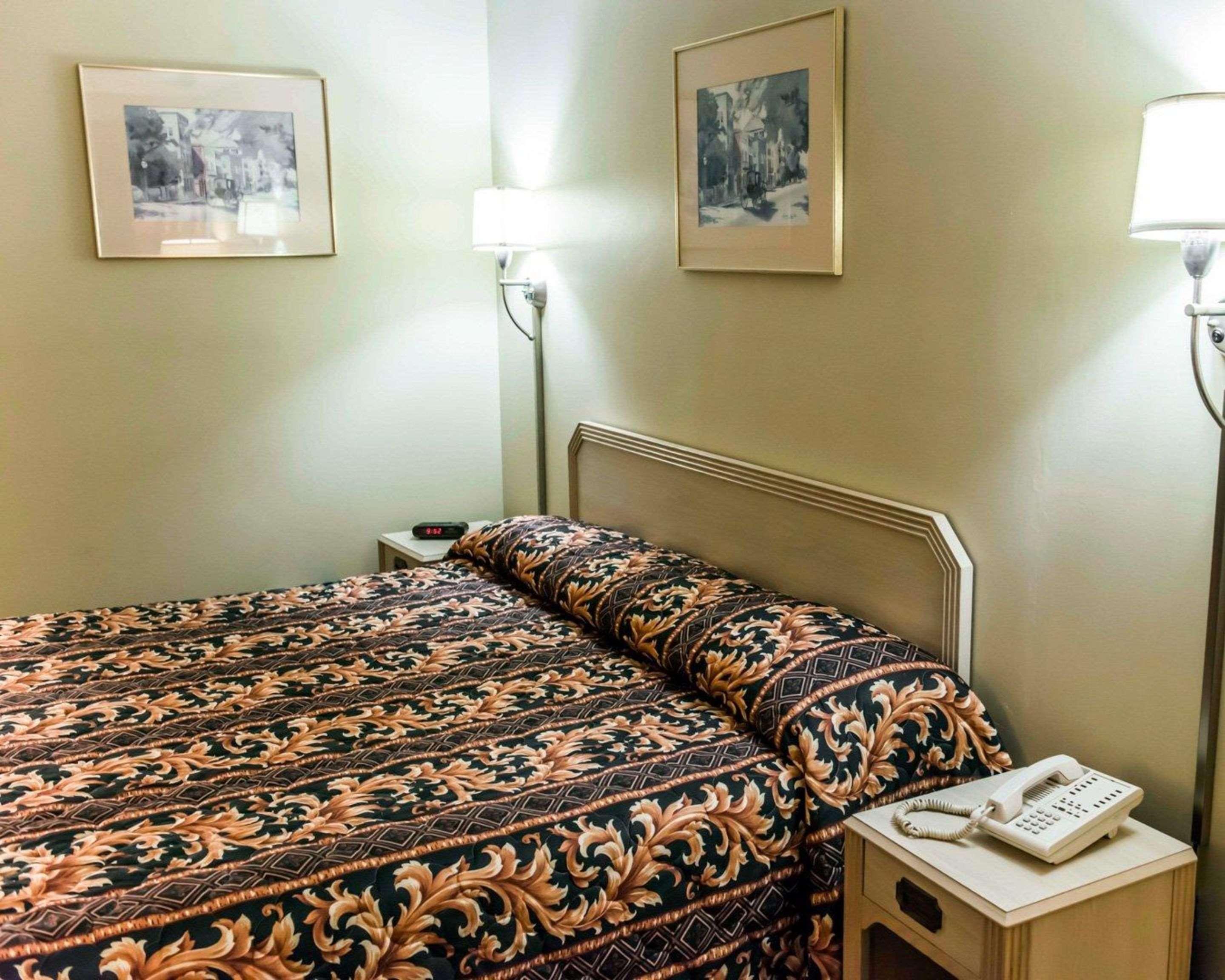 Econo Lodge Perry Eksteriør billede