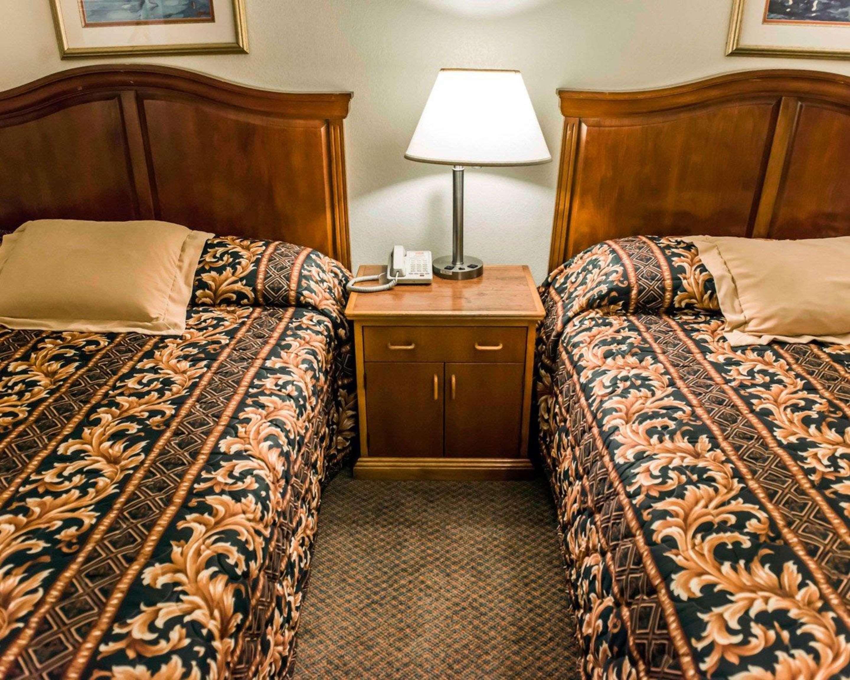 Econo Lodge Perry Eksteriør billede