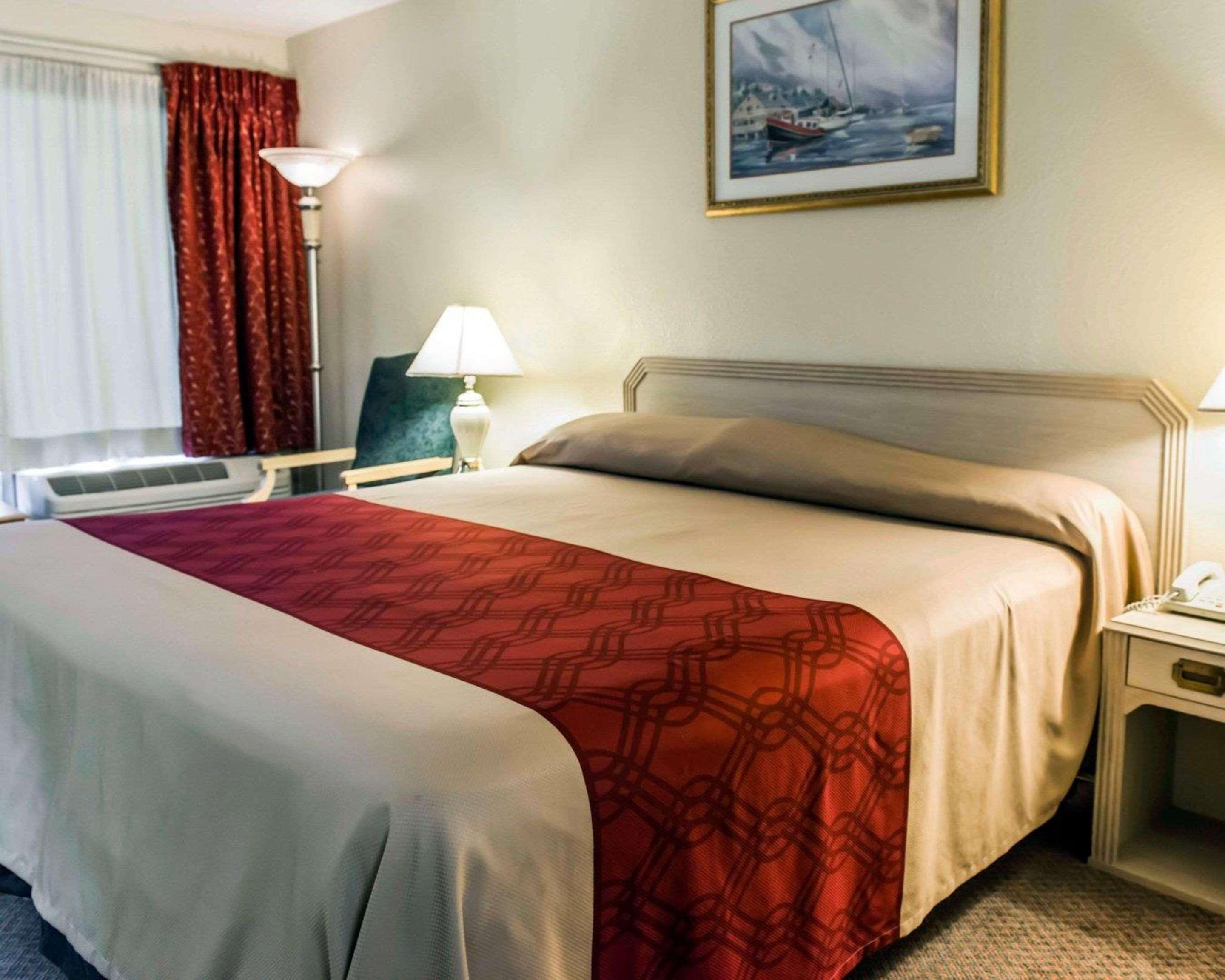 Econo Lodge Perry Eksteriør billede