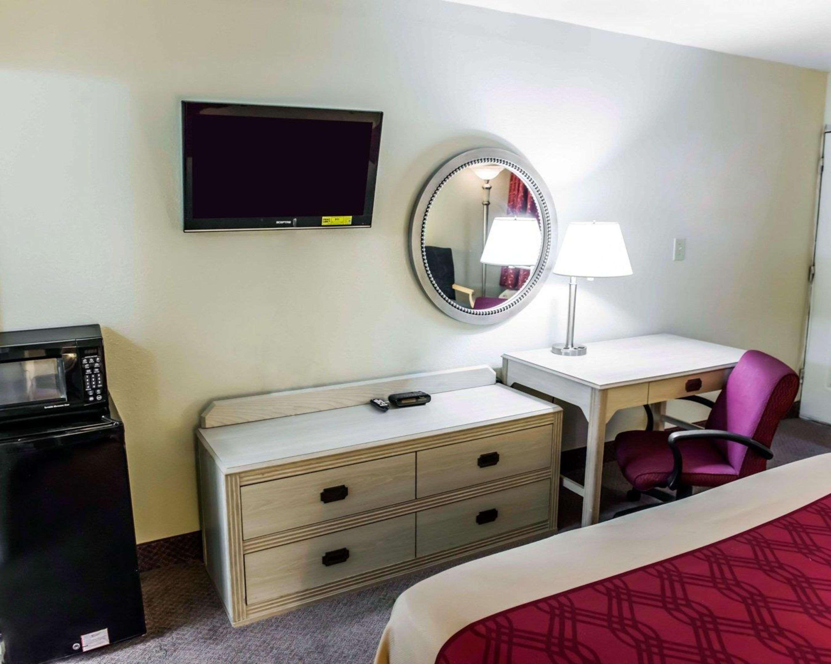 Econo Lodge Perry Eksteriør billede