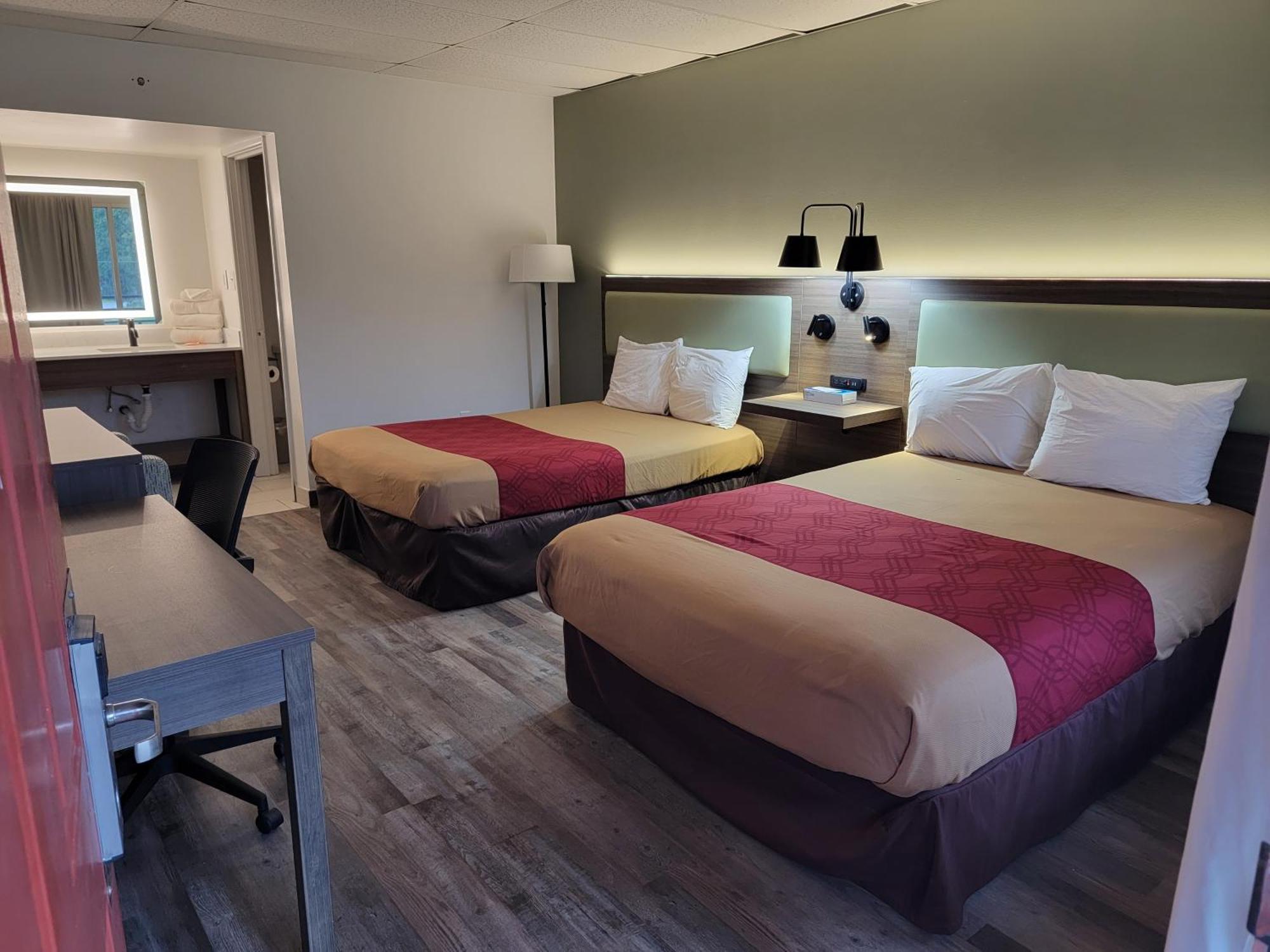 Econo Lodge Perry Eksteriør billede