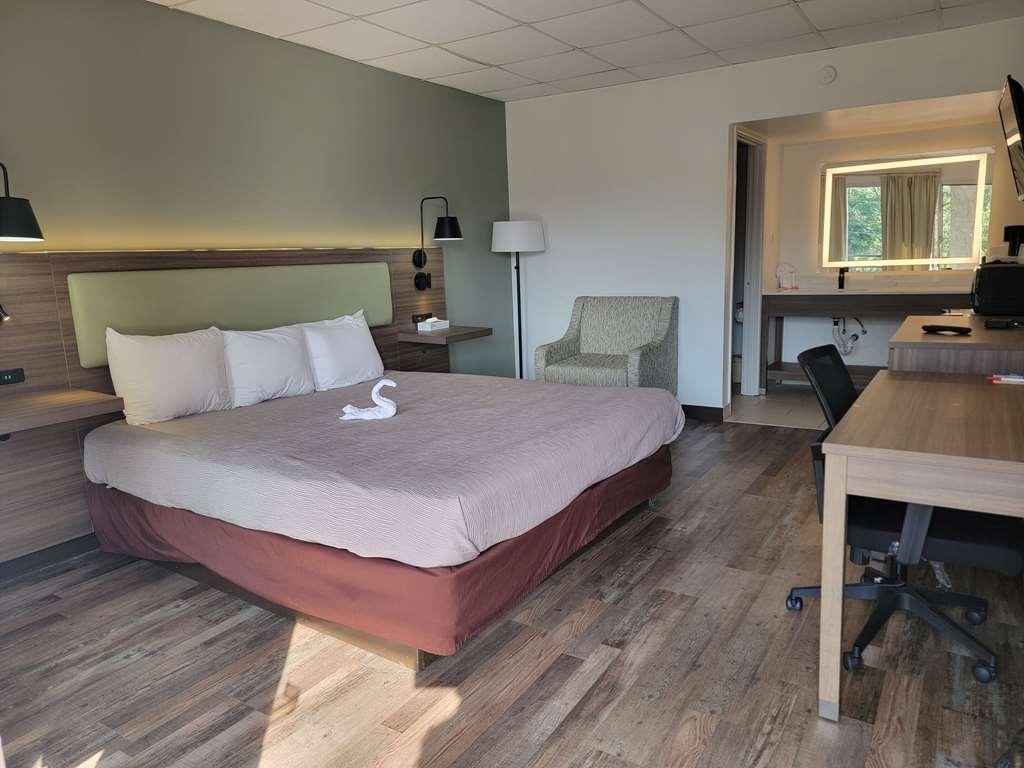 Econo Lodge Perry Værelse billede